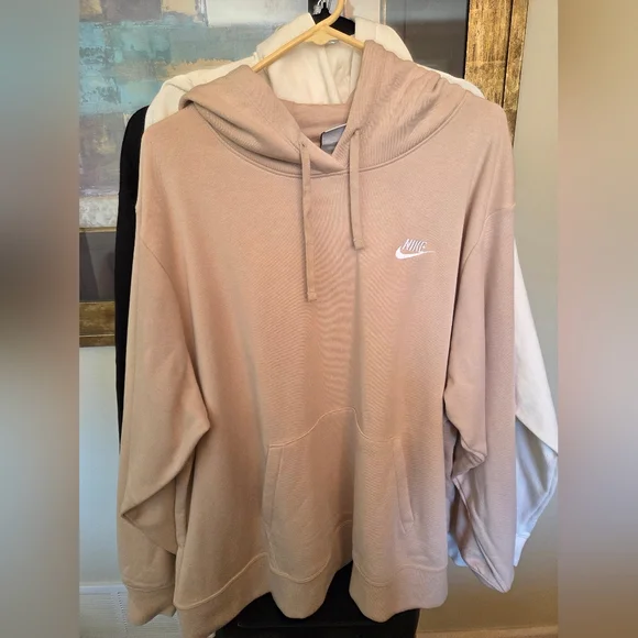 Bundle of 5 Nike Sweatshirts (3 Hoodies and 2 Crewnecks) 3X - Picture 2 of 5